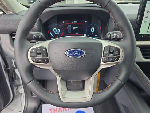 New 2026 Ford Explorer Active RWD image 23