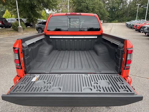 New 2026 Nissan Frontier PRO-4X w/ Pro-4x Convenience Package image 16