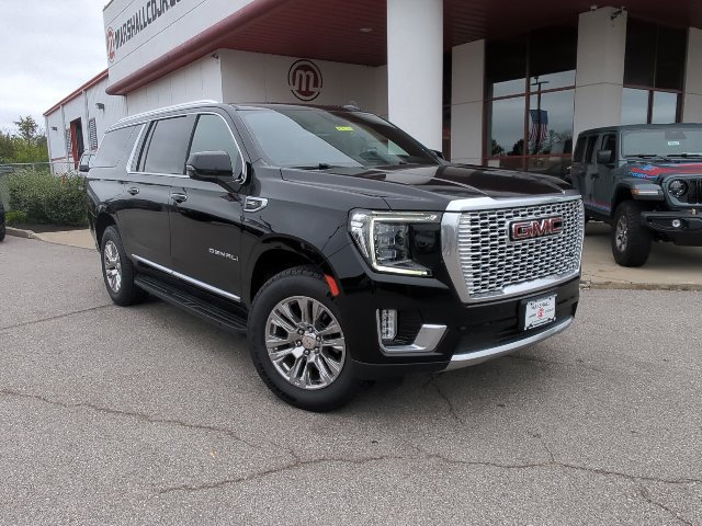 Used 2023 GMC Yukon XL Denali AWD/4WD image 3