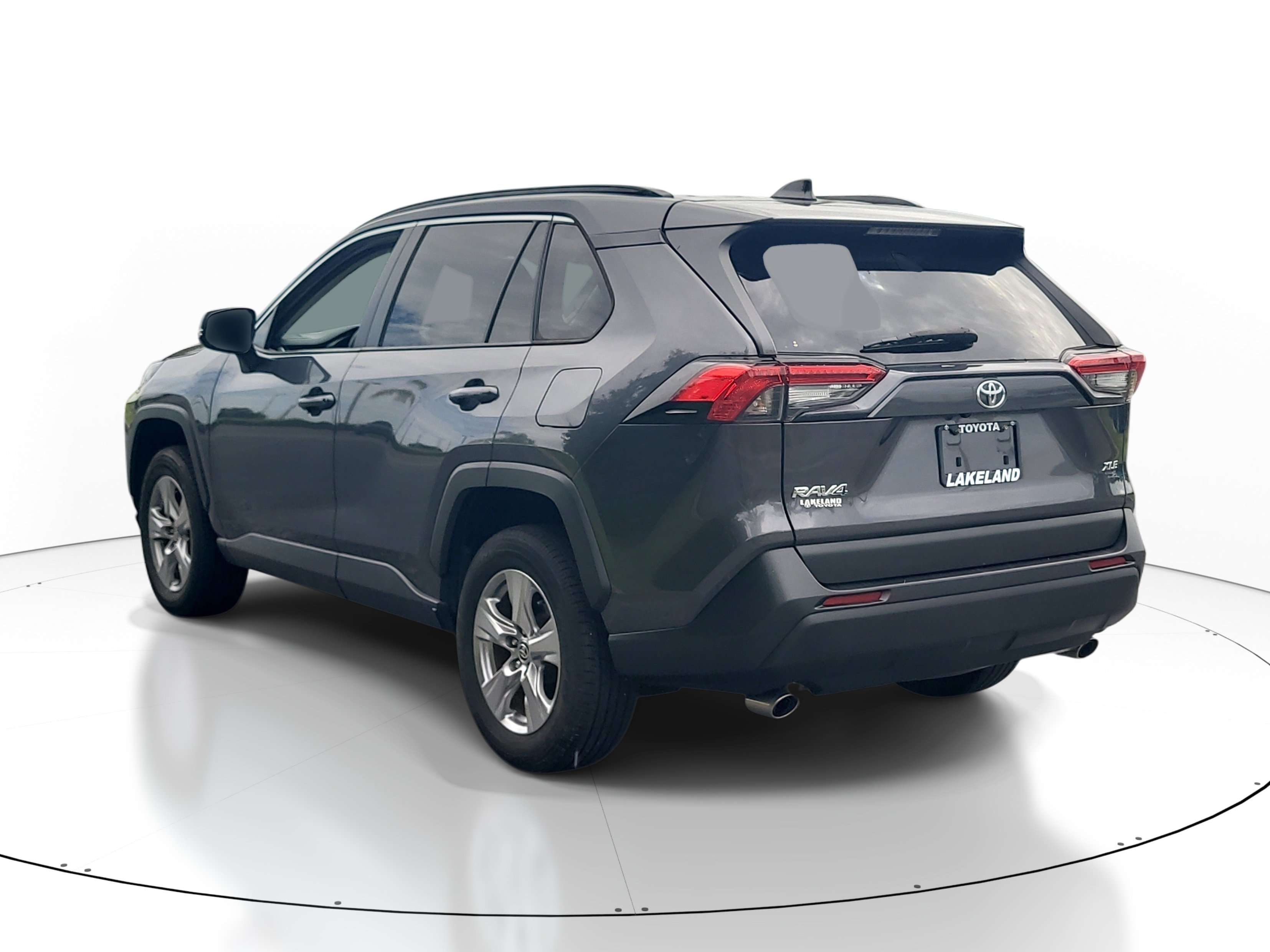 Certified 2023 Toyota RAV4 XLE w/ Convenience Package FWD image 5