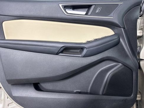 Used 2017 Ford Edge SEL w/ Equipment Group 201A image 23