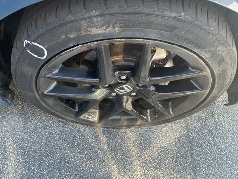 Used 2025 Honda Civic Sport image 10