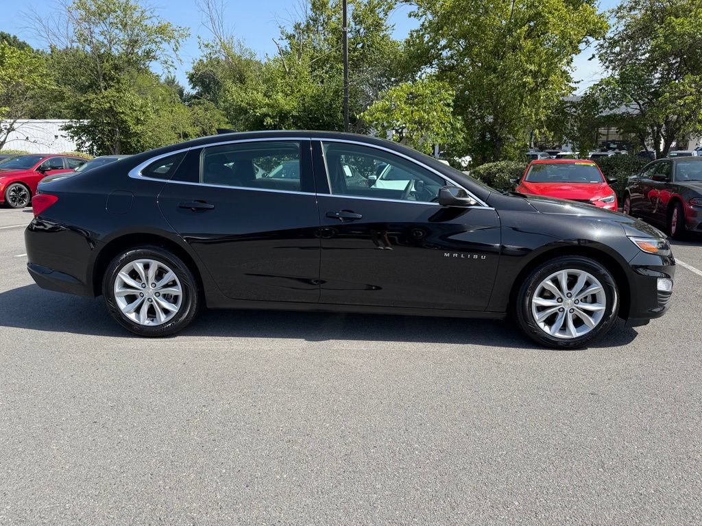 Used 2025 Chevrolet Malibu LT FWD image 8