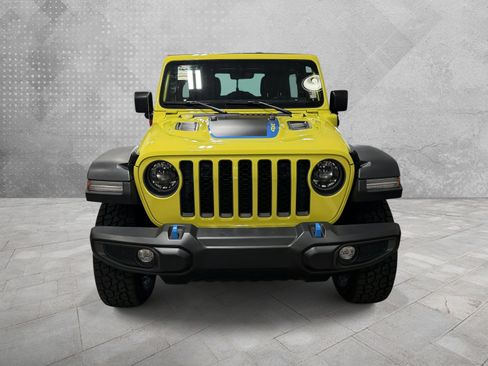 Used 2023 Jeep Wrangler Unlimited Rubicon 4xe w/ Safety Group AWD/4WD image 2