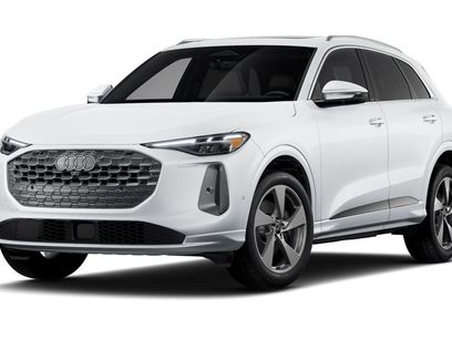 Certified 2025 Audi Q5 Premium Plus w/ Premium Plus