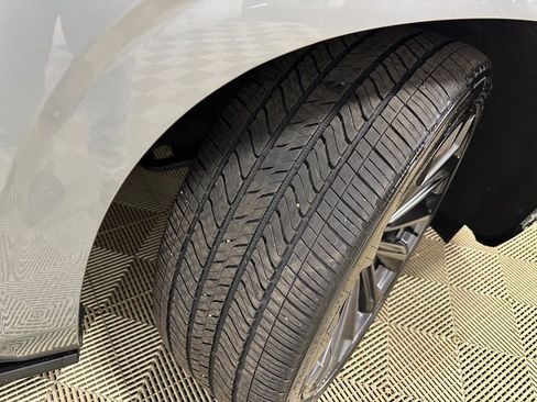 Used 2025 Cadillac Escalade V image 29