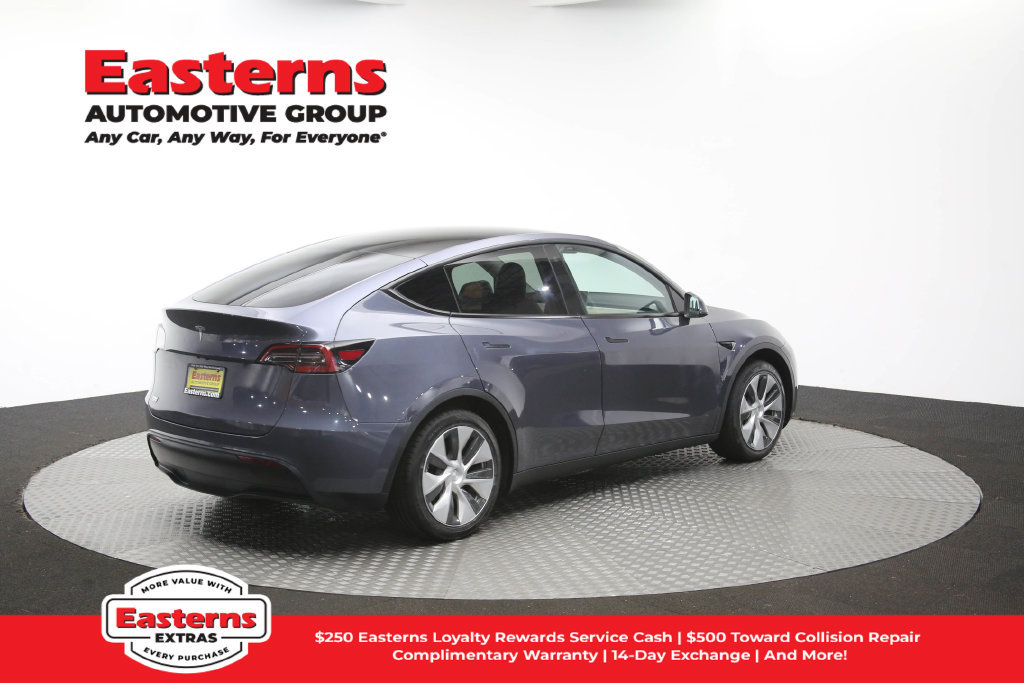 Used 2023 Tesla Model Y Long Range AWD/4WD image 38