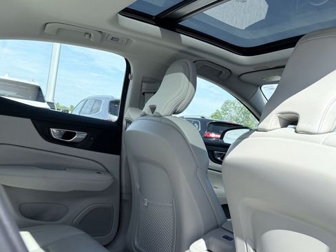 Used 2024 Volvo S60 B5 Core w/ Climate Package FWD image 14