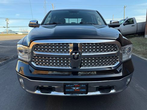 Used 2014 RAM 1500 Laramie w/ Convenience Group image 8