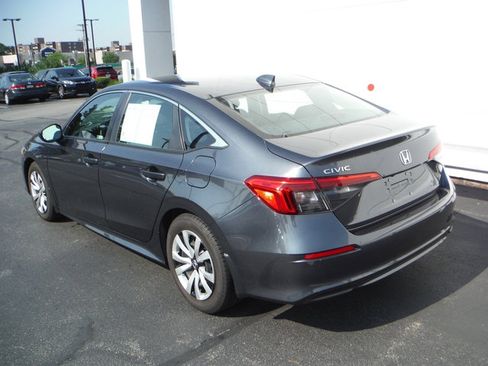 Used 2023 Honda Civic LX image 9