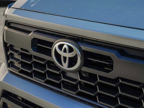 New 2025 Toyota Tacoma TRD Sport image 9