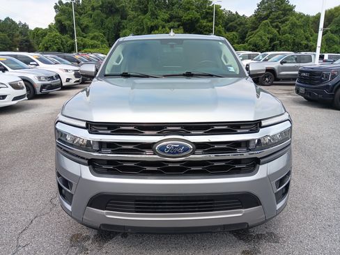 Used 2024 Ford Expedition Limited AWD/4WD image 8