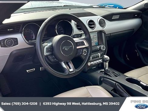 Used 2016 Ford Mustang GT Premium image 12