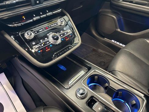 Used 2020 Lincoln Corsair Reserve w/ Equipment Group 201A image 24