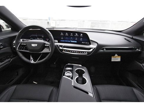 New 2026 Cadillac Lyriq Sport image 9