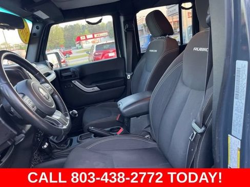 Used 2016 Jeep Wrangler Unlimited Rubicon w/ Connectivity Group AWD/4WD image 8