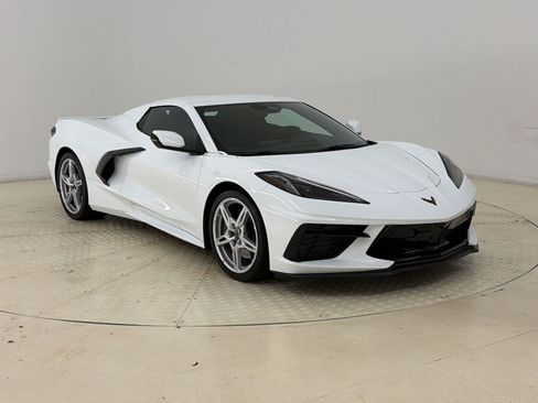 Used 2024 Chevrolet Corvette Stingray Preferred Conv w/ Z51 Performance Package RWD image 7