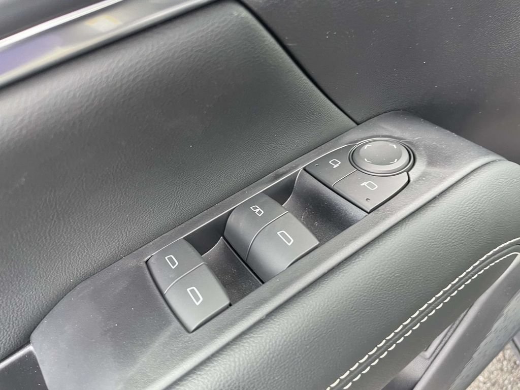 New 2027 GMC Terrain Elevation w/ Elevation Premium Package AWD/4WD image 15