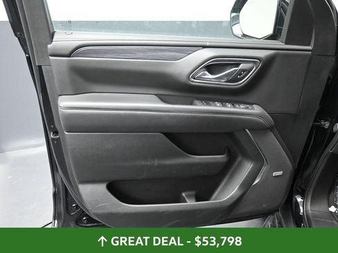 Used 2024 GMC Yukon XL SLT AWD/4WD image 31
