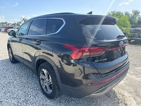 Used 2022 Hyundai Santa Fe SE FWD image 8