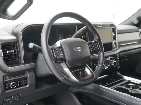 Used 2026 Ford F450 Platinum w/ FX4 Off-Road Package AWD/4WD image 13