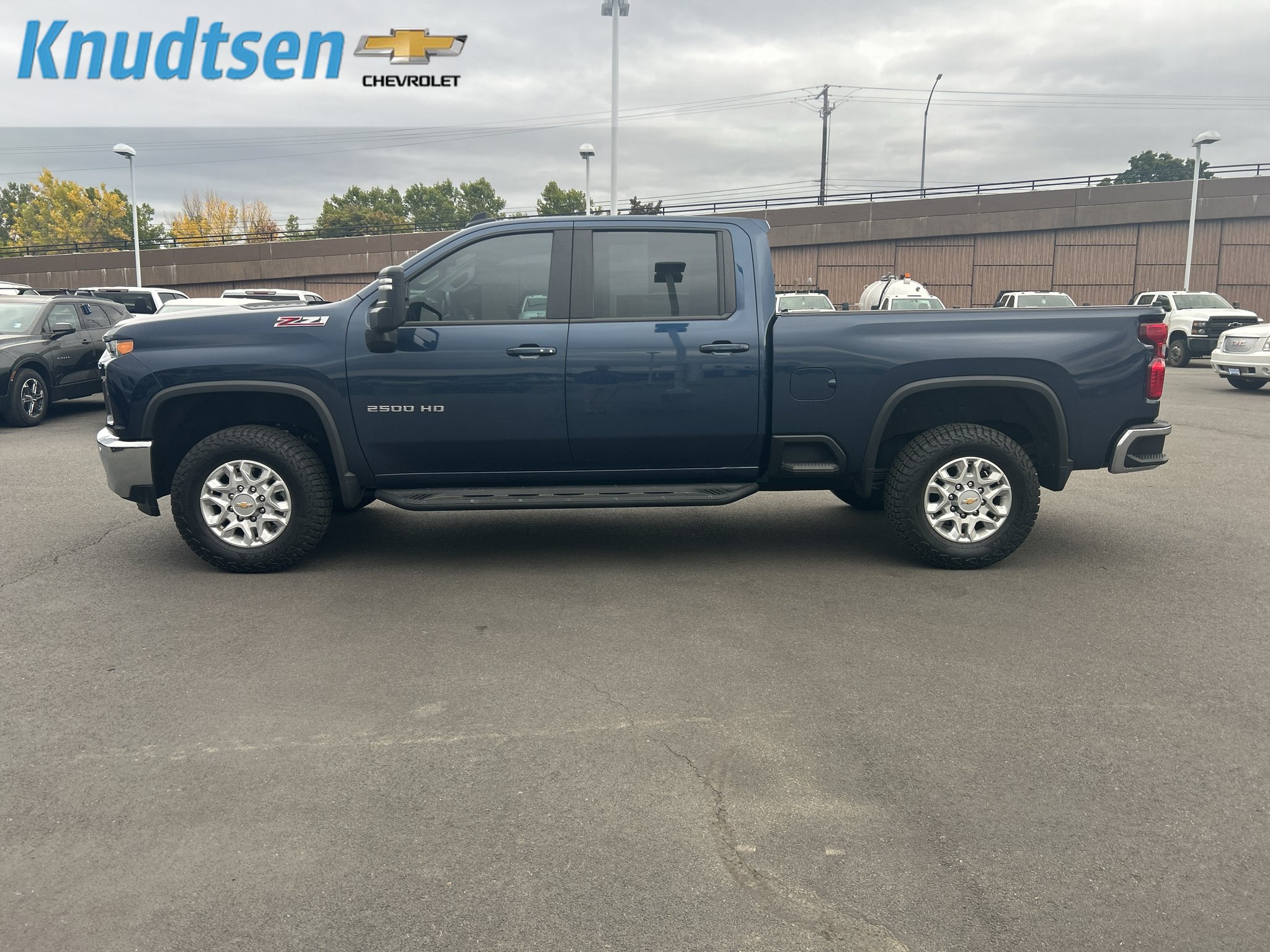 Used 2022 Chevrolet Silverado 2500 LT w/ All Star Edition AWD/4WD image 7