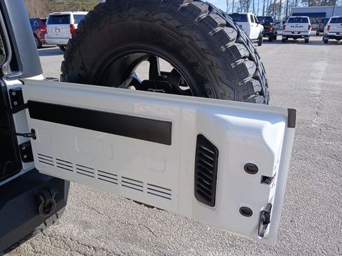 Used 2012 Jeep Wrangler Unlimited Sport image 18