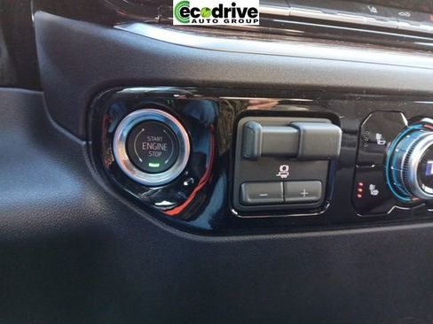 New 2026 GMC Sierra 3500 SLE w/ SLE Value Package AWD/4WD image 17