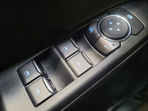 Used 2022 Ford Escape SE w/ SE Sport Appearance Package FWD image 27