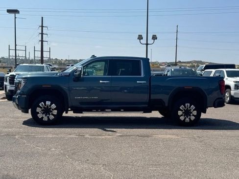 Used 2026 GMC Sierra 3500 Denali AWD/4WD image 2