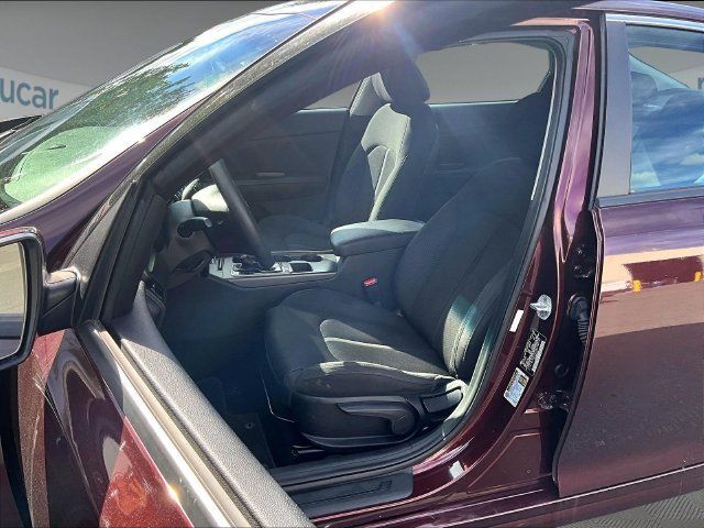 Used 2016 Kia Optima LX FWD image 20