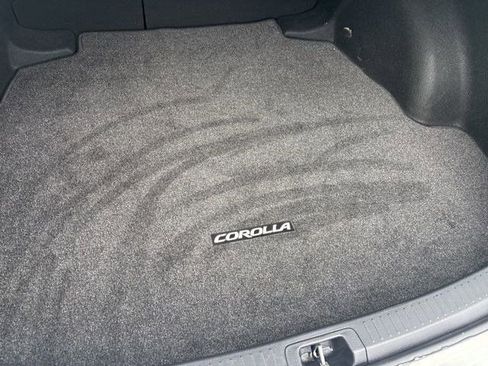 Used 2024 Toyota Corolla LE FWD image 30