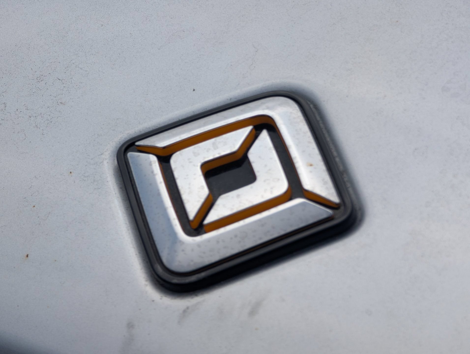 Used 2023 Rivian R1S Launch Edition Quad AWD/4WD image 2