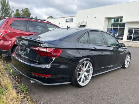 Used 2021 Volkswagen Jetta GLI Autobahn FWD image 2