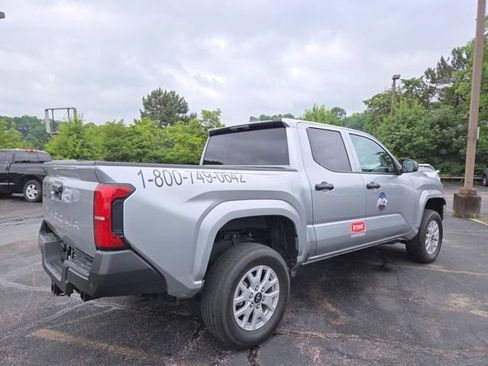 Used 2024 Toyota Tacoma SR w/ SR Upgrade Package AWD/4WD image 2