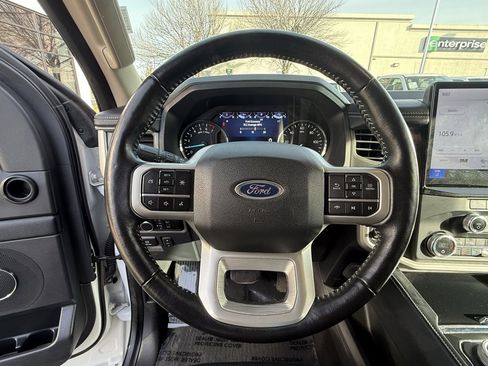 Used 2024 Ford Expedition Max XLT image 14