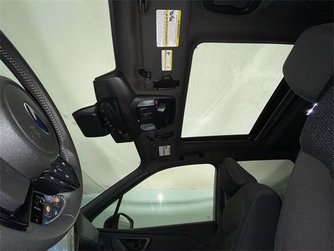 Used 2025 Subaru Forester Premium w/ Convenience Package #1 image 21