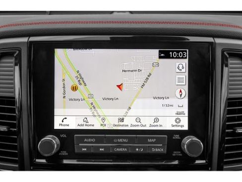 Used 2024 Nissan Titan PRO-4X w/ Pro-4x Convenience Package AWD/4WD image 16