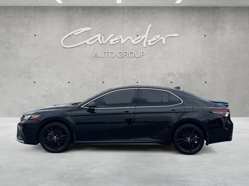 Used 2023 Toyota Camry XSE image 11