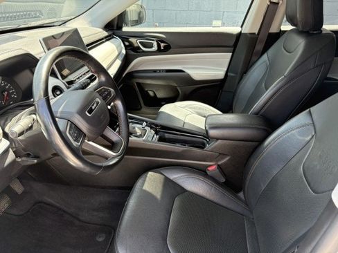 Used 2022 Jeep Compass Limited AWD/4WD image 10