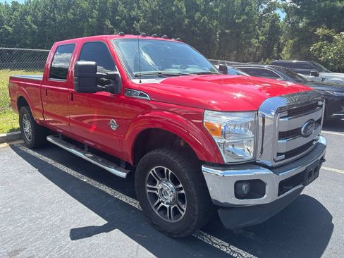 Used 2015 Ford F250 Lariat w/ Lariat Interior Package AWD/4WD image 2