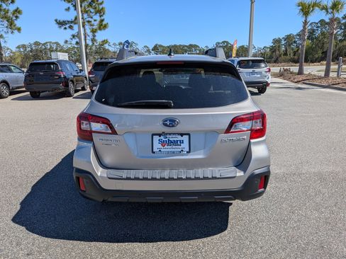 Used 2019 Subaru Outback 2.5i Limited image 5