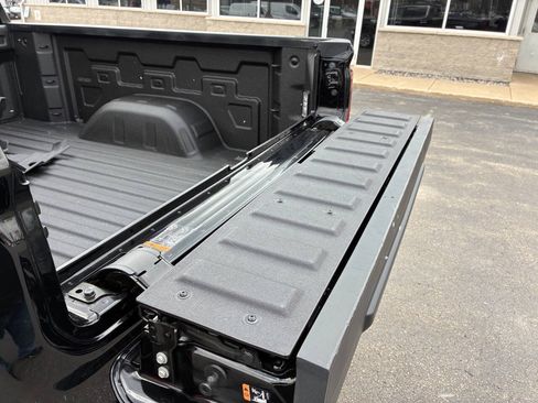 Used 2020 GMC Sierra 1500 Denali w/ LPO, GMC Protection Package AWD/4WD image 8