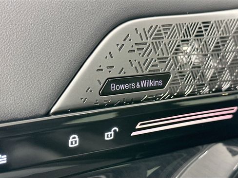 Certified 2025 BMW 530i w/ M Sport Package image 23