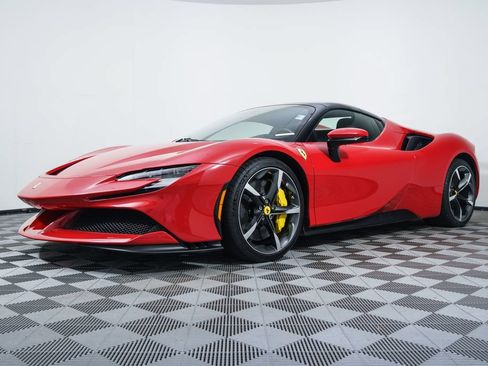 Used 2024 Ferrari SF90 Spider AWD/4WD image 21