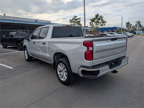 Certified 2022 Chevrolet Silverado 1500 Custom image 10
