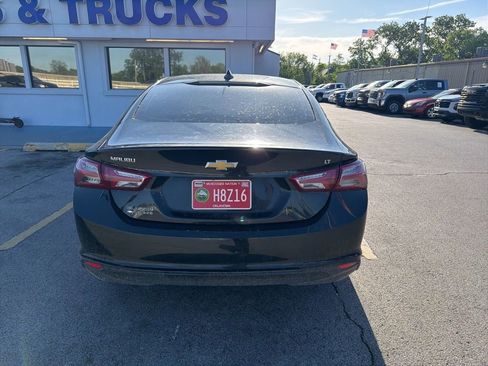 Used 2021 Chevrolet Malibu LT FWD image 4