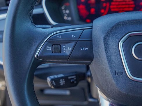 Certified 2025 Audi Q3 2.0T Premium Plus w/ Premium Plus Package image 12