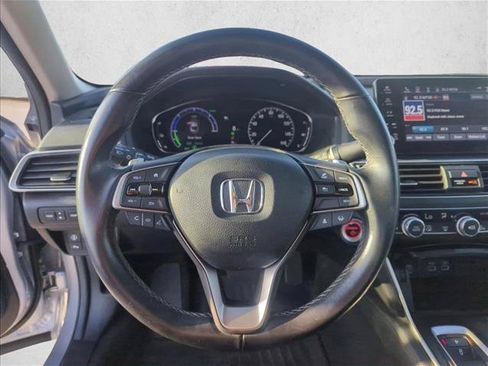 Used 2021 Honda Accord Touring image 10