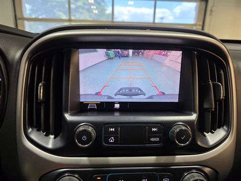 Used 2019 Chevrolet Colorado ZR2 AWD/4WD image 32